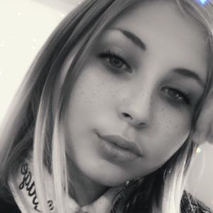 Meet your Posher, Dani